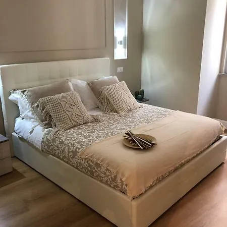 Pantheon Luxury Rom